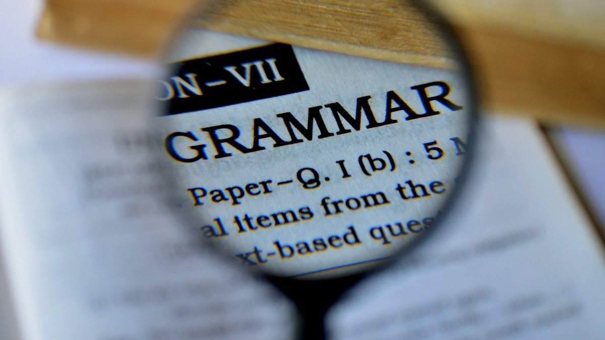 Oswoić gramatykę #5 – Słowotwórcze potyczki